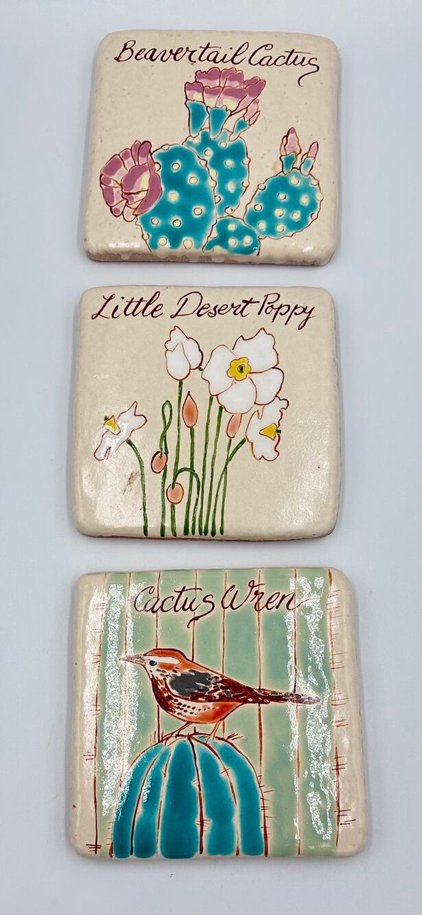 Lay Tuiles Hand Glazed New York Tiles Little Desert Poppy, Cactus, Bird Decor